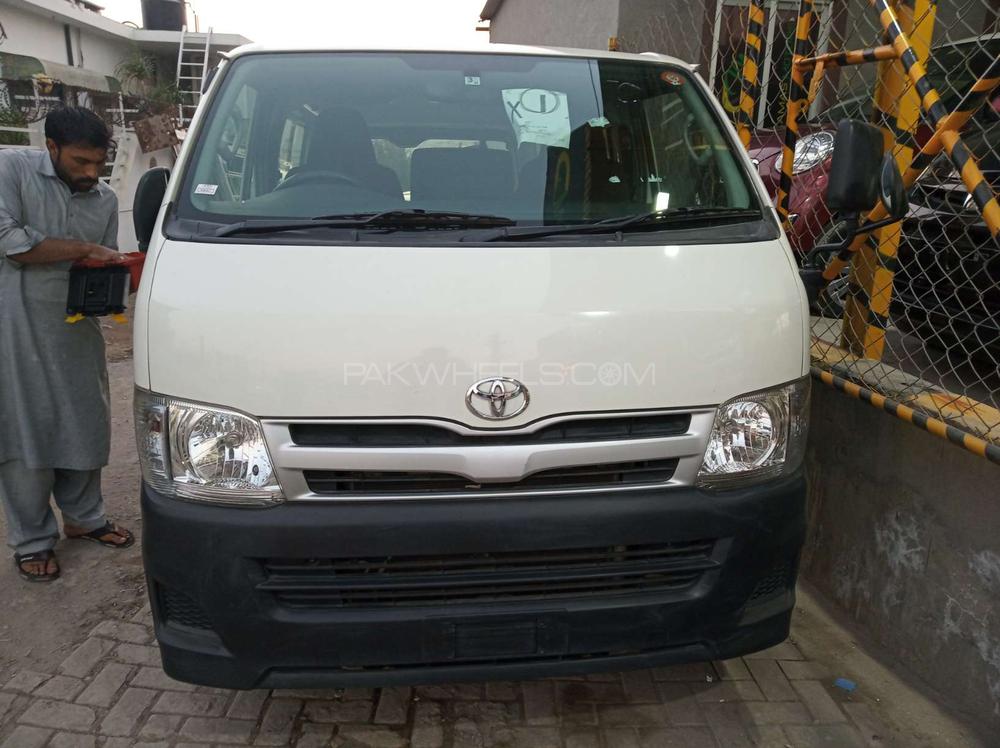 Toyota Hiace 2013 for Sale in Rawalpindi Image-1
