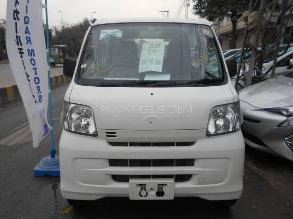 Daihatsu Hijet 2014 for Sale in Lahore Image-1