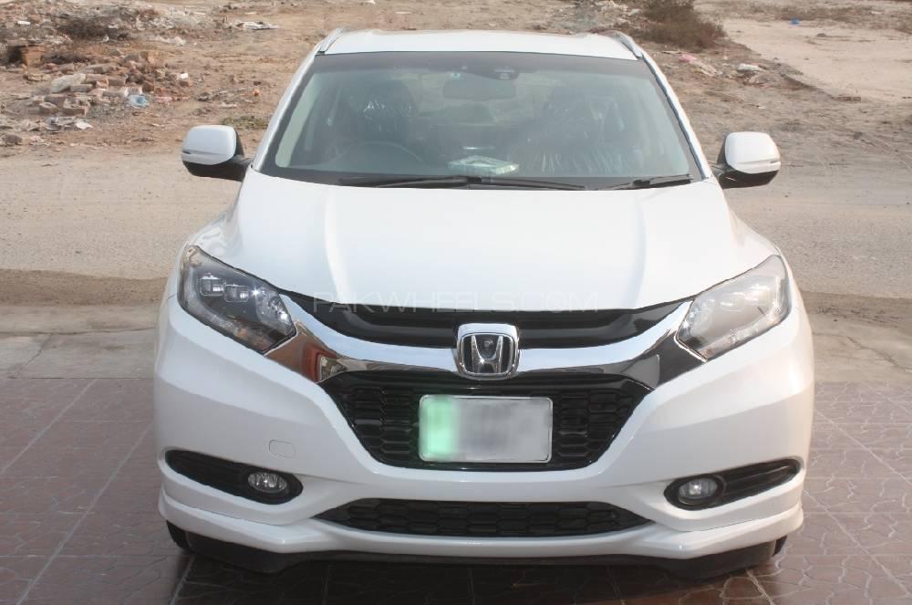 Honda Vezel 2014 for Sale in Faisalabad Image-1