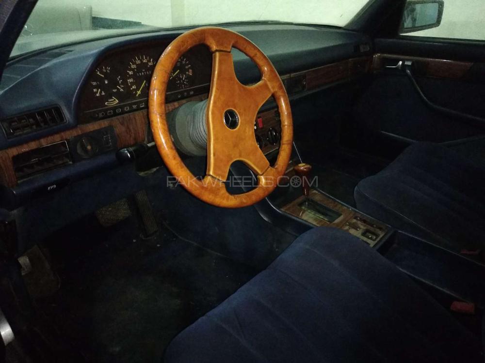 Mercedes Benz S Class 1982 for Sale in Lahore Mercedes Benz S Class 1982 for Sale in Lahore Image-4