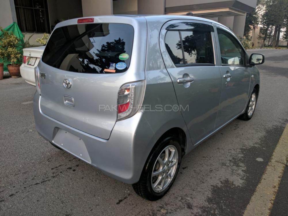 Toyota Pixis Epoch 2015 for Sale in Lahore Toyota Pixis Epoch 2015 for Sale in Lahore Image-8
