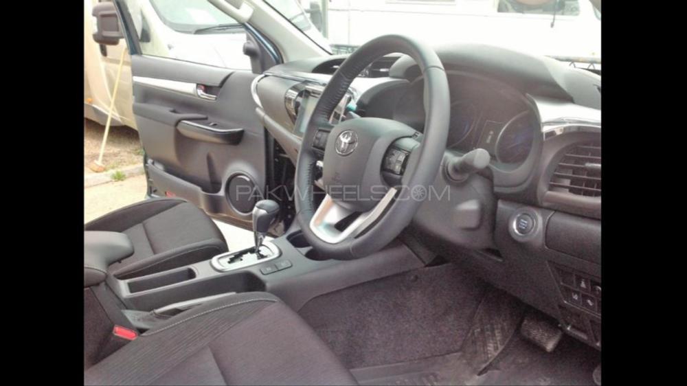 Toyota Hilux 2016 for Sale in Islamabad Toyota Hilux 2016 for Sale in Islamabad Image-7
