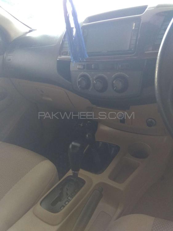 ٹویوٹا ہائیلکس 2016 for Sale in پشاور ٹویوٹا ہائیلکس 2016 for Sale in پشاور Image-6