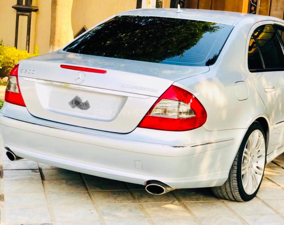 Mercedes Benz E Class 2007 for Sale in Islamabad Image-1