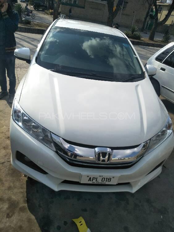 Honda Grace Hybrid 2014 for Sale in Islamabad Image-1