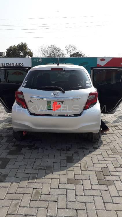 Toyota Vitz 2017 for Sale in Sialkot Image-1