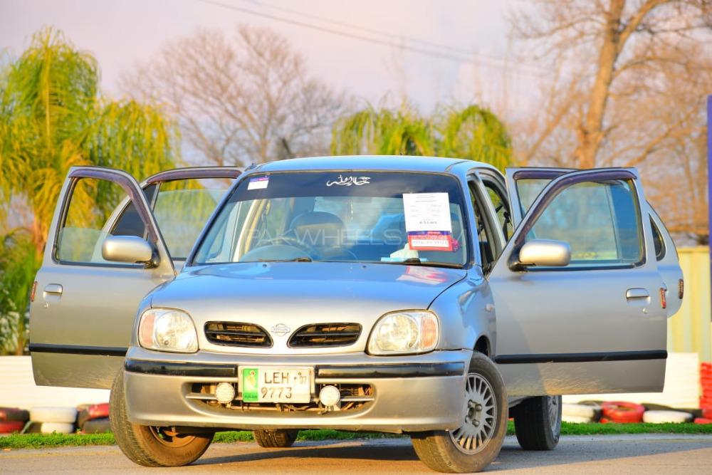 Nissan March 2000 for Sale in Rawalpindi Image-1