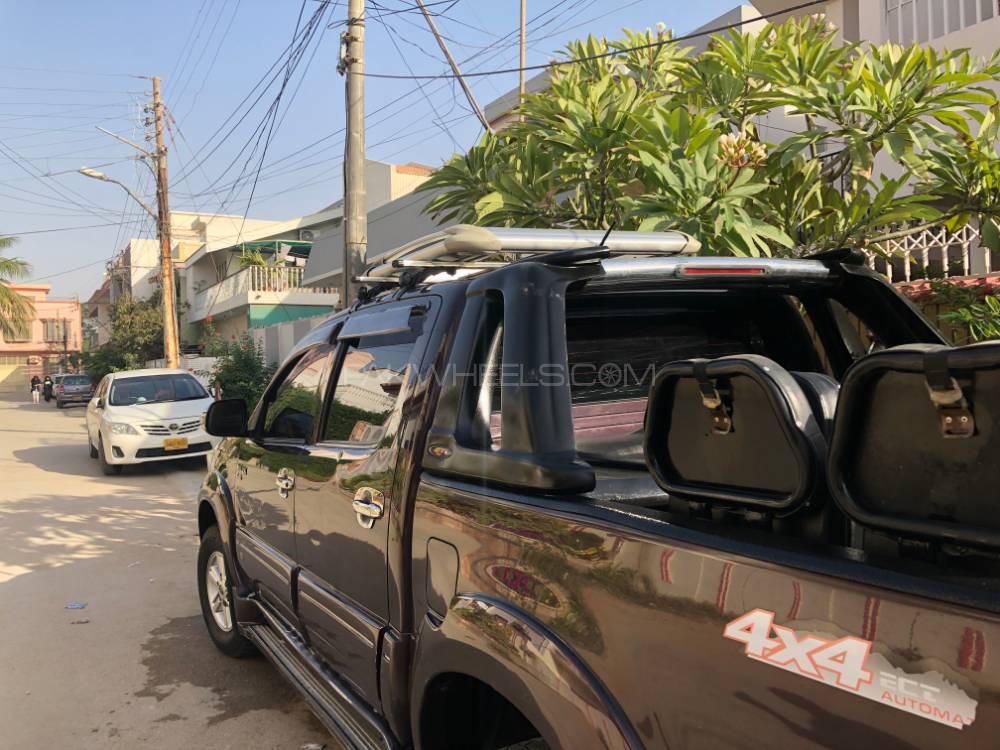 Toyota Hilux 2012 for Sale in Karachi Toyota Hilux 2012 for Sale in Karachi Image-8