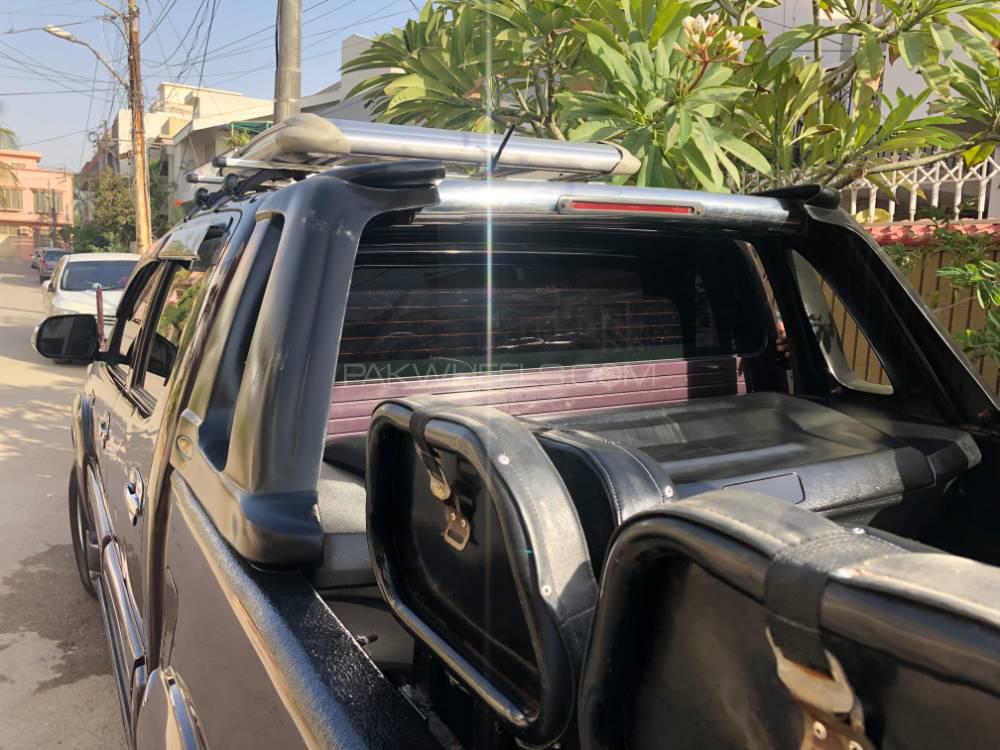 Toyota Hilux 2012 for Sale in Karachi Toyota Hilux 2012 for Sale in Karachi Image-11