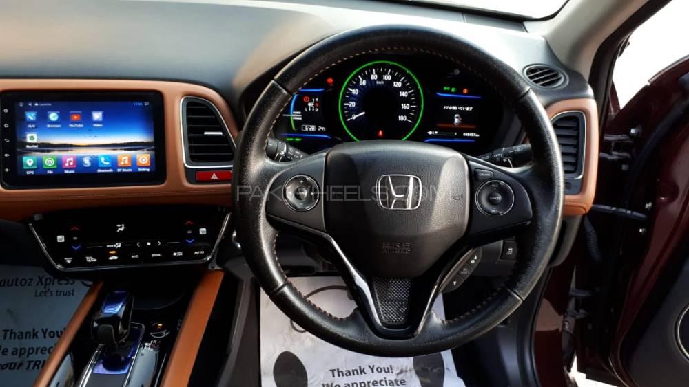 Honda Vezel 2015 for Sale in Lahore Honda Vezel 2015 for Sale in Lahore Image-17
