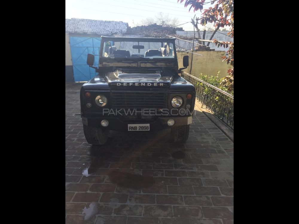 Land Rover Defender 1982 for Sale in Attock Image-1