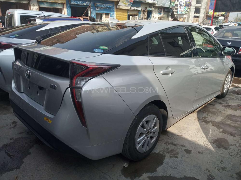 Toyota Prius 2016 for Sale in Gujranwala Toyota Prius 2016 for Sale in Gujranwala Image-3
