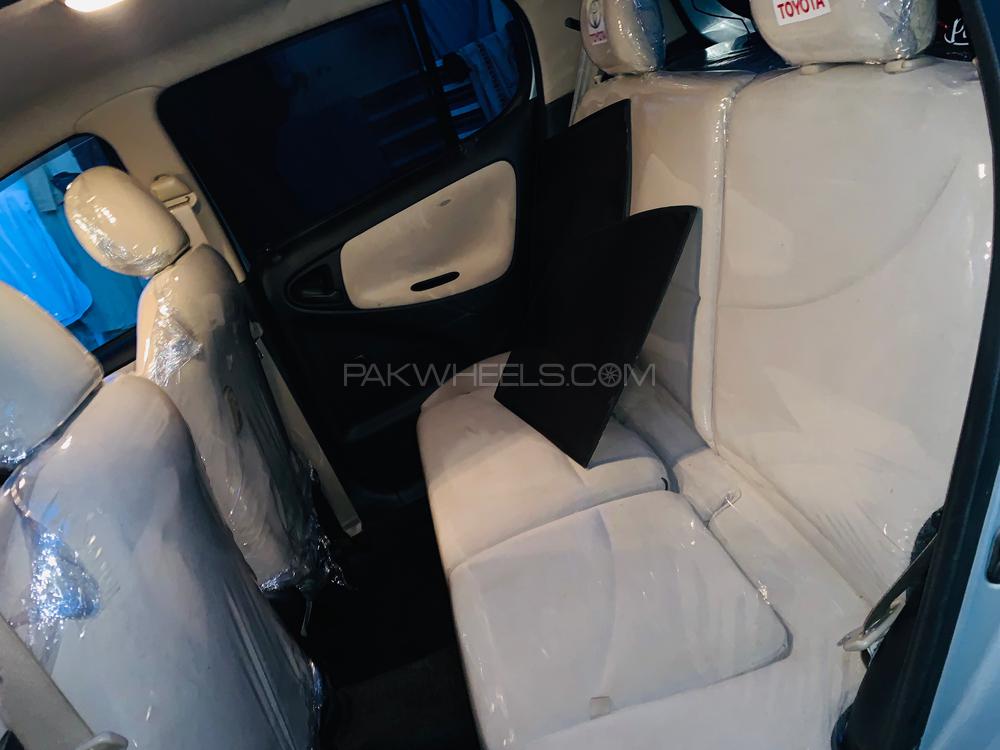 Toyota Vitz 2004 for Sale in Quetta Toyota Vitz 2004 for Sale in Quetta Image-14