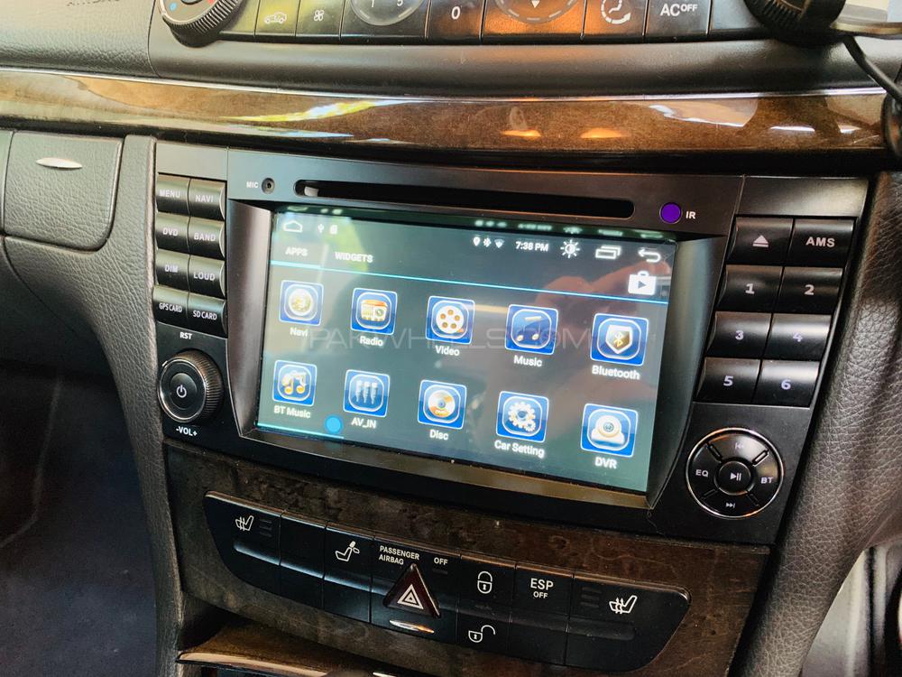 Mercedes Benz E Class 2004 for Sale in Lahore Mercedes Benz E Class 2004 for Sale in Lahore Image-17