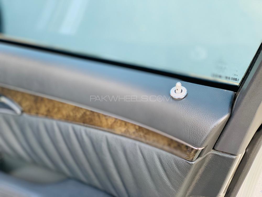 Mercedes Benz E Class 2004 for Sale in Lahore Mercedes Benz E Class 2004 for Sale in Lahore Image-20