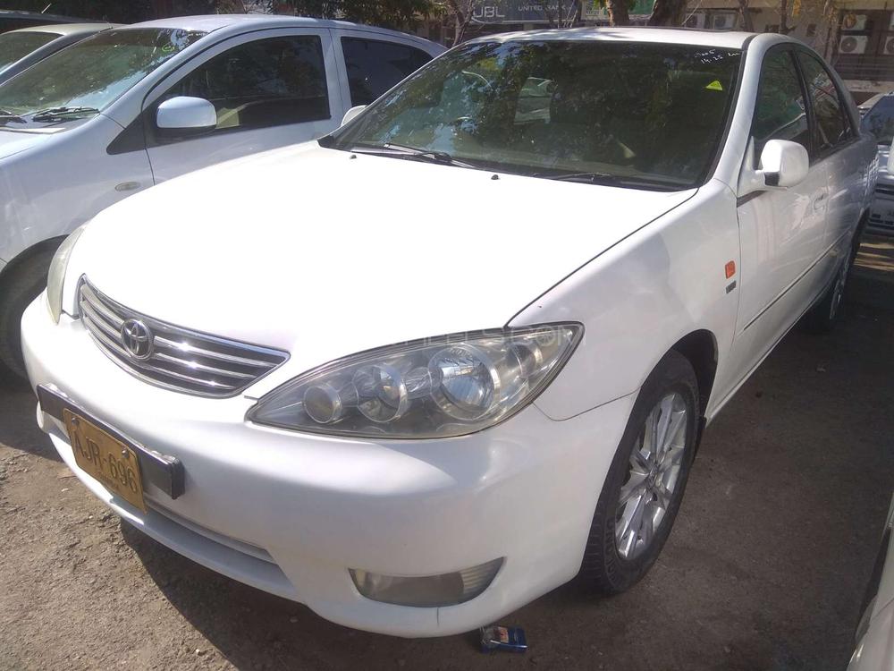 Toyota Camry 2005 for Sale in Islamabad Image-1