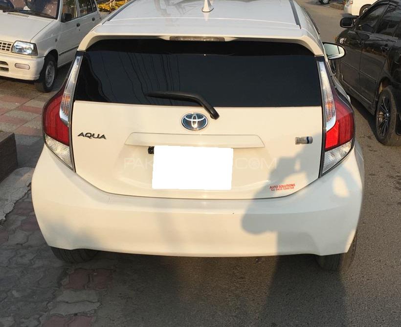 Toyota Aqua 2015 for Sale in Lahore Toyota Aqua 2015 for Sale in Lahore Image-6