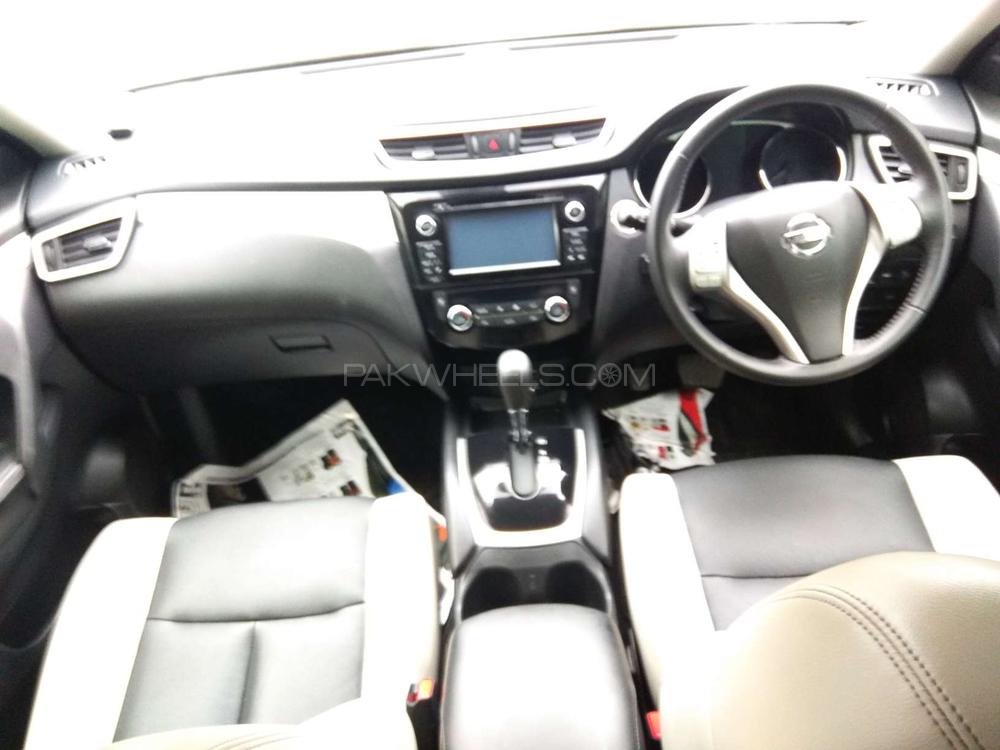 Nissan X Trail 2015 for Sale in Lahore Nissan X Trail 2015 for Sale in Lahore Image-11