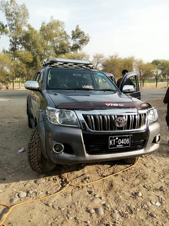 Toyota Hilux 2013 for Sale in Bannu Toyota Hilux 2013 for Sale in Bannu Image-2
