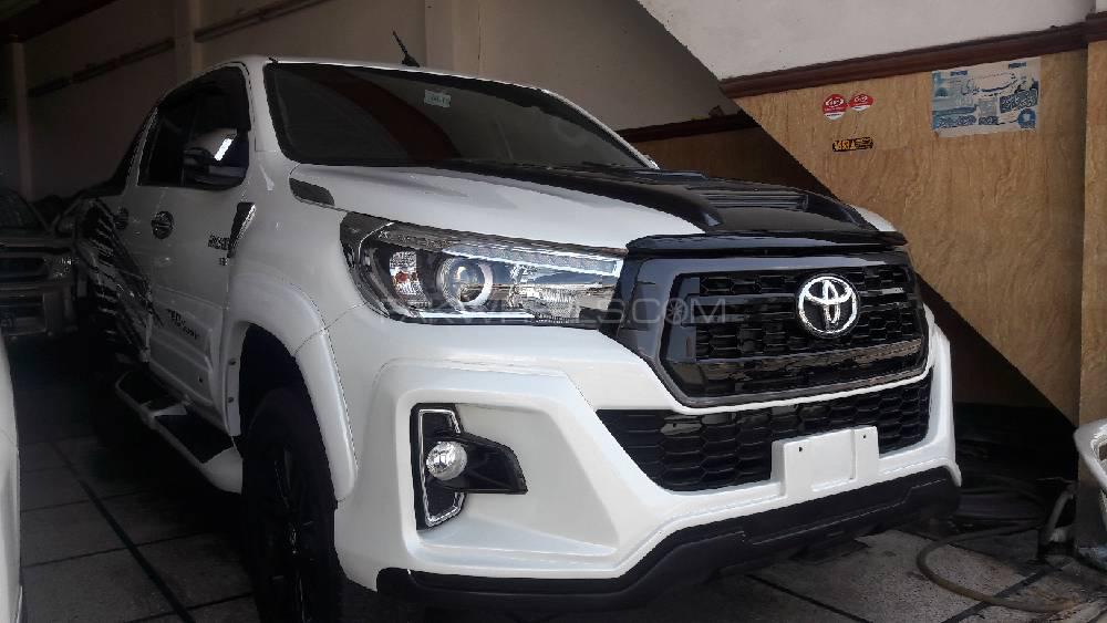Toyota Hilux 2016 for Sale in Multan Image-1