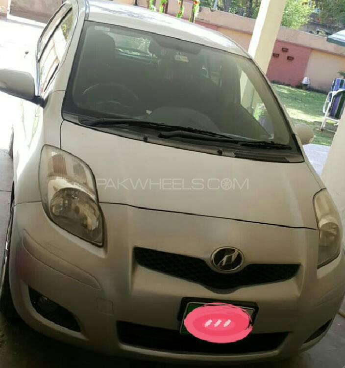 Toyota Vitz 2009 for Sale in Gujranwala Image-1