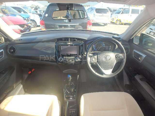 Toyota Corolla Axio 2015 for Sale in Karachi Toyota Corolla Axio 2015 for Sale in Karachi Image-6
