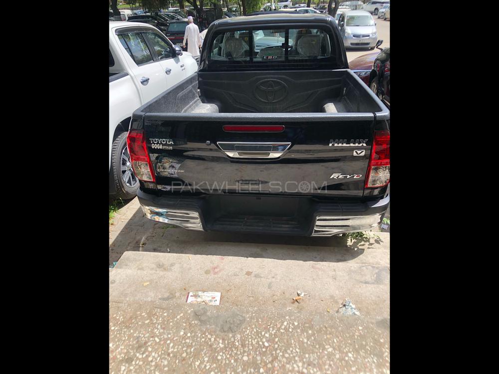 Toyota Hilux 2019 for Sale in Islamabad Toyota Hilux 2019 for Sale in Islamabad Image-3