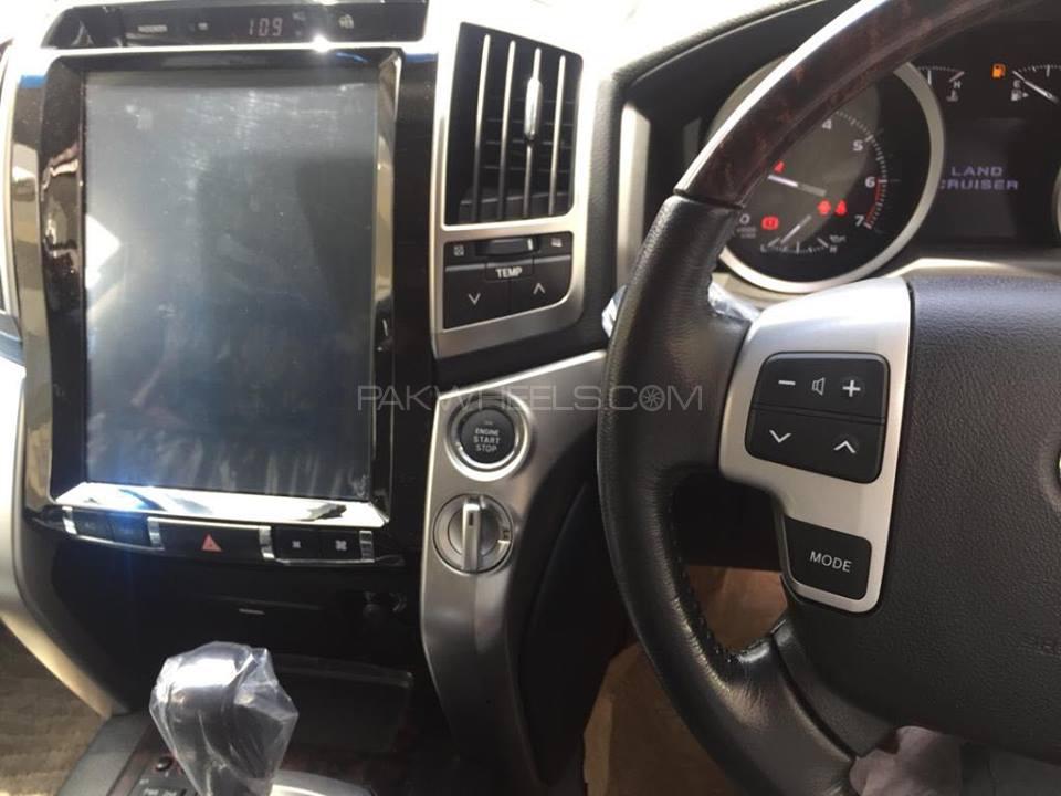 Toyota Land Cruiser 2013 for Sale in Karachi Toyota Land Cruiser 2013 for Sale in Karachi Image-7