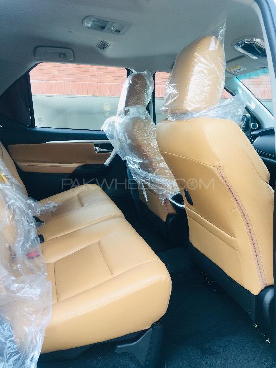 Toyota Fortuner 2018 for Sale in Lahore Toyota Fortuner 2018 for Sale in Lahore Image-9