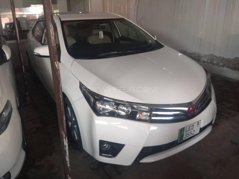 Toyota Corolla 2015 for Sale in Bahawalpur Toyota Corolla 2015 for Sale in Bahawalpur Image-2