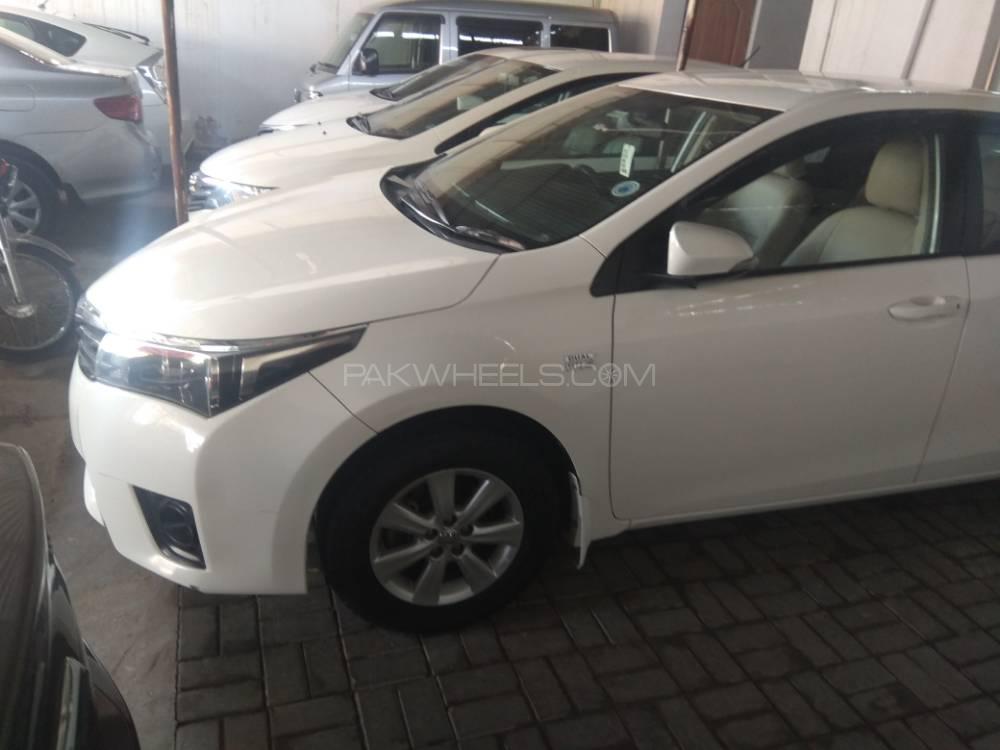 Toyota Corolla 2015 for Sale in Bahawalpur Toyota Corolla 2015 for Sale in Bahawalpur Image-3