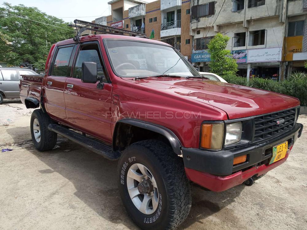 Toyota Hilux 1987 for Sale in Islamabad Image-1