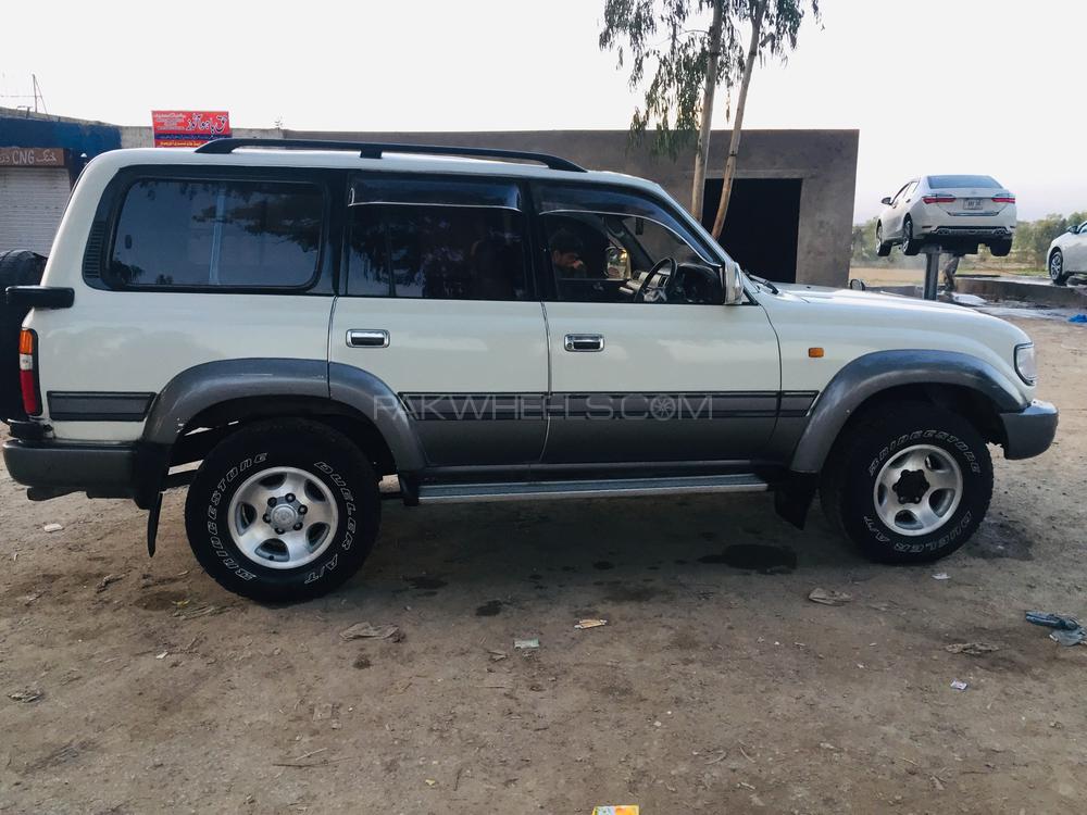 Toyota Land Cruiser 1996 for Sale in Gujrat Toyota Land Cruiser 1996 for Sale in Gujrat Image-6