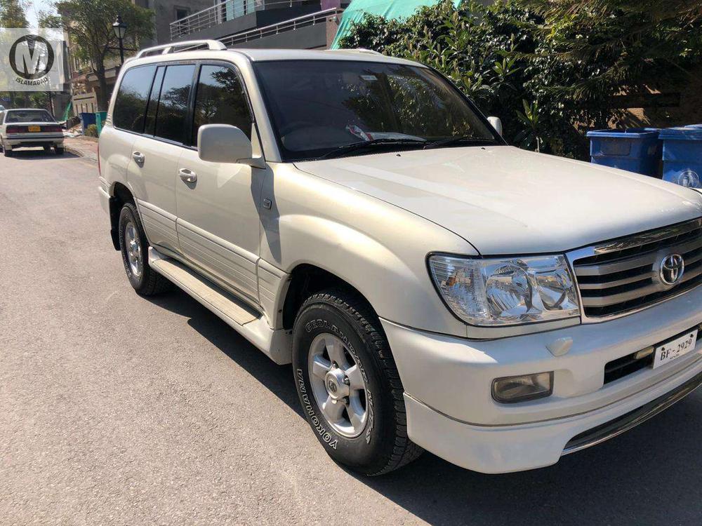 Used Toyota Land Cruiser For Sale At Merchants Automobiles Karachi Showroom In Karachimerchants Automobile