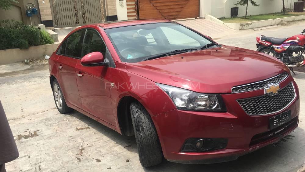 Chevrolet Cruze 2011 for Sale in Lahore Image-1