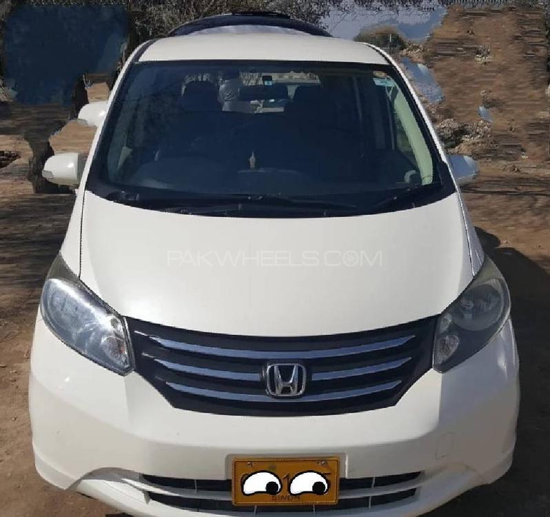 Honda Freed 2010 for Sale in Rahim Yar Khan Image-1