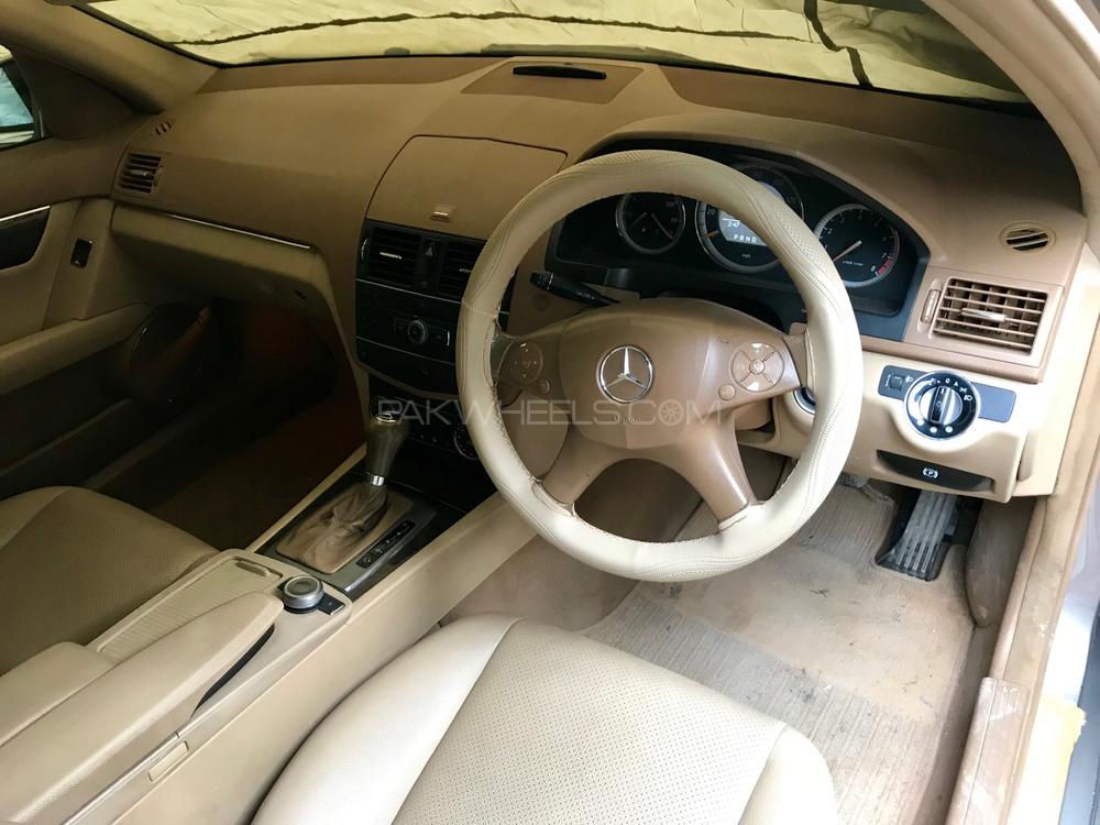 Mercedes Benz C Class 2007 for Sale in Peshawar Mercedes Benz C Class 2007 for Sale in Peshawar Image-11