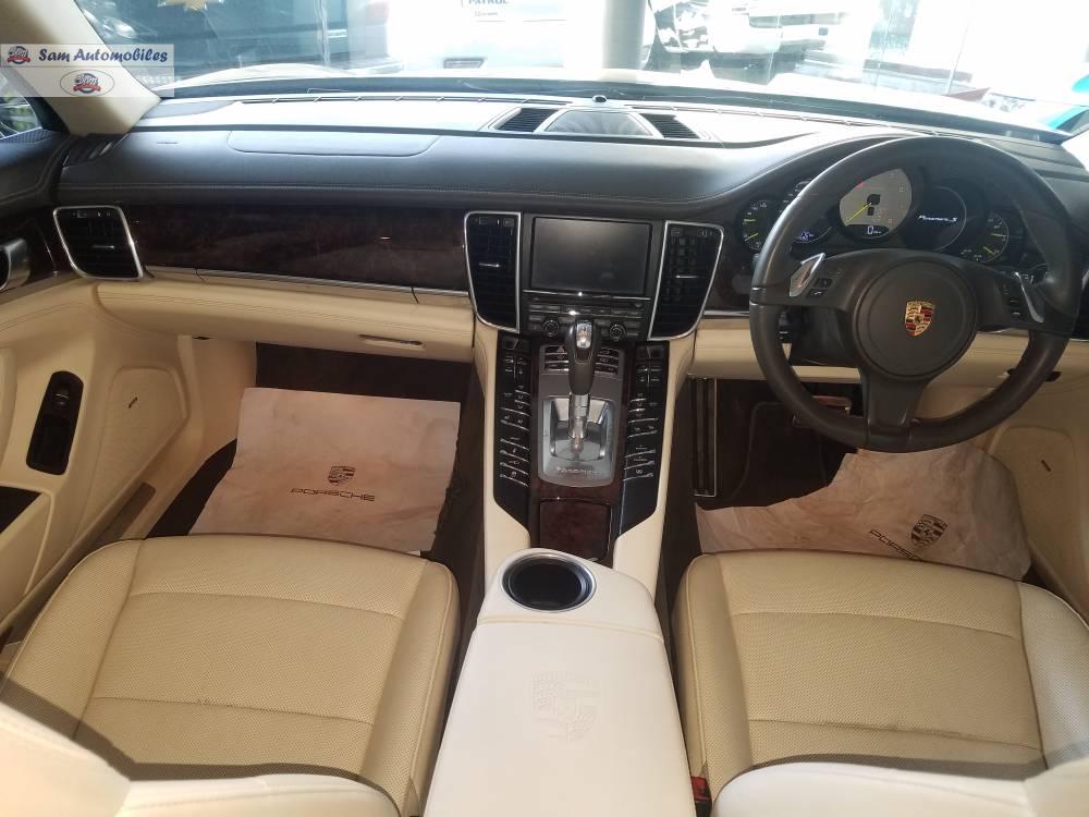 Porsche Panamera 2014 for Sale in Karachi Porsche Panamera 2014 for Sale in Karachi Image-9
