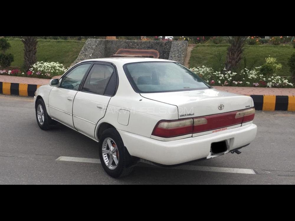 Toyota Corolla 2001 for Sale in Attock Image-1