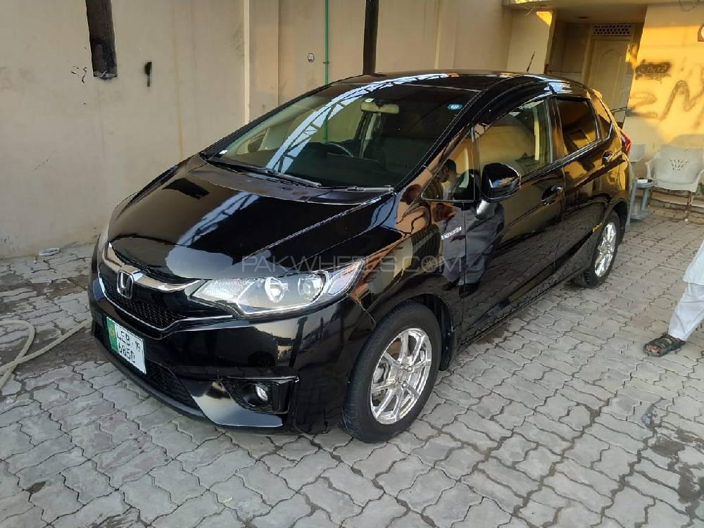 Honda Fit 2015 for Sale in Gujranwala Honda Fit 2015 for Sale in Gujranwala Image-3