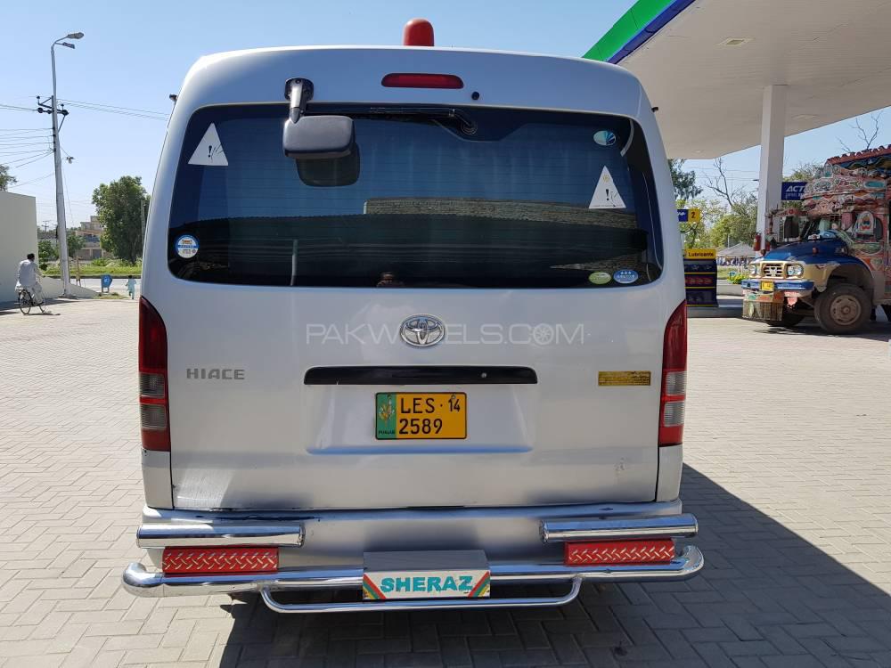 Toyota Hiace 2010 for Sale in Nowshera Toyota Hiace 2010 for Sale in Nowshera Image-3