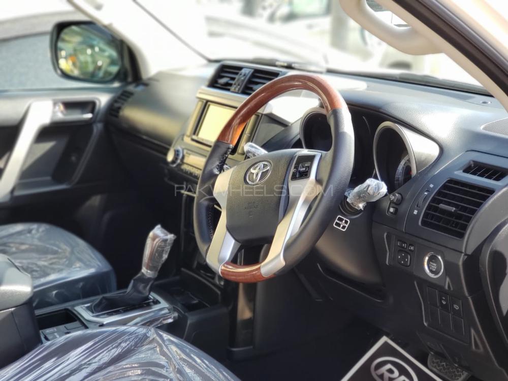 Toyota Prado 2013 for Sale in Islamabad Toyota Prado 2013 for Sale in Islamabad Image-9