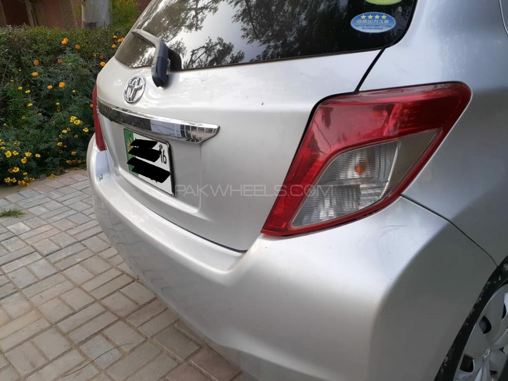 Toyota Vitz 2011 for Sale in D.G.Khan Toyota Vitz 2011 for Sale in D.G.Khan Image-24