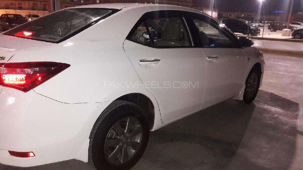 Toyota Corolla 2015 for Sale in Karachi Toyota Corolla 2015 for Sale in Karachi Image-3