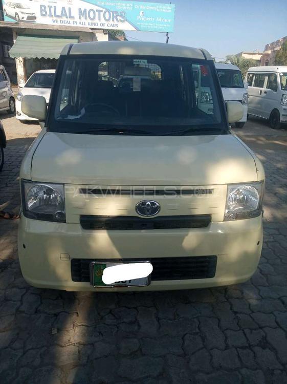 Toyota Pixis Space 2011 for Sale in Gujranwala Image-1