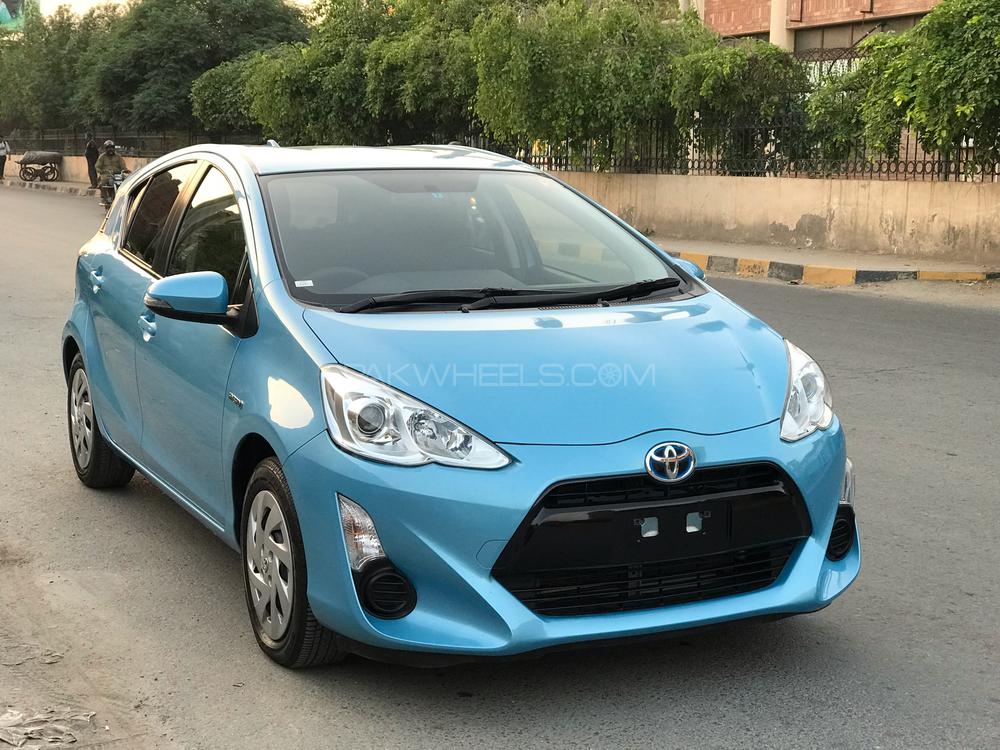 Toyota Aqua 2016 for Sale in Faisalabad Image-1
