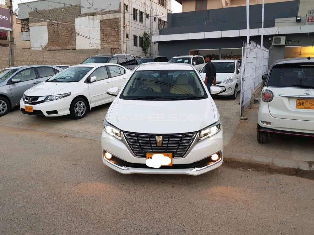 Toyota Premio 2016 for Sale in Karachi Image-1