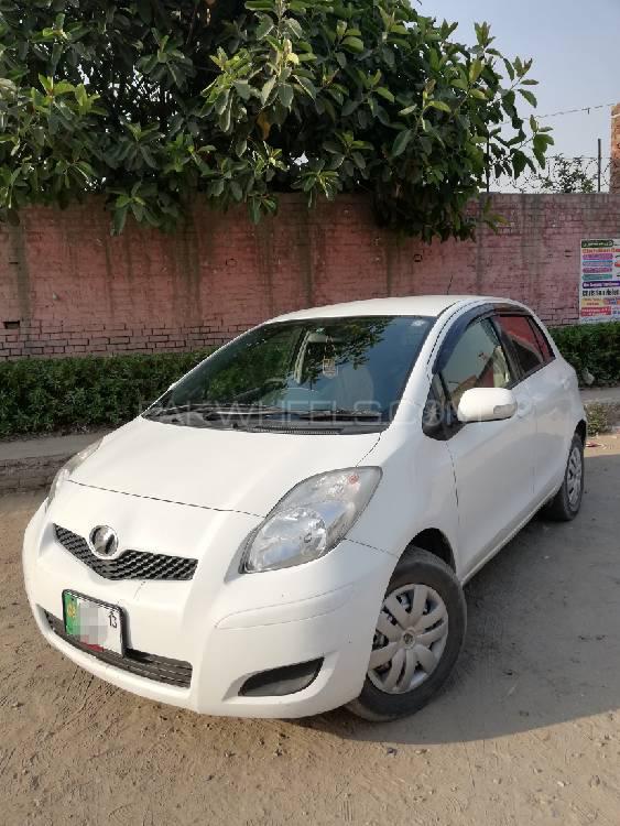 Toyota Vitz 2009 for Sale in Gujranwala Image-1