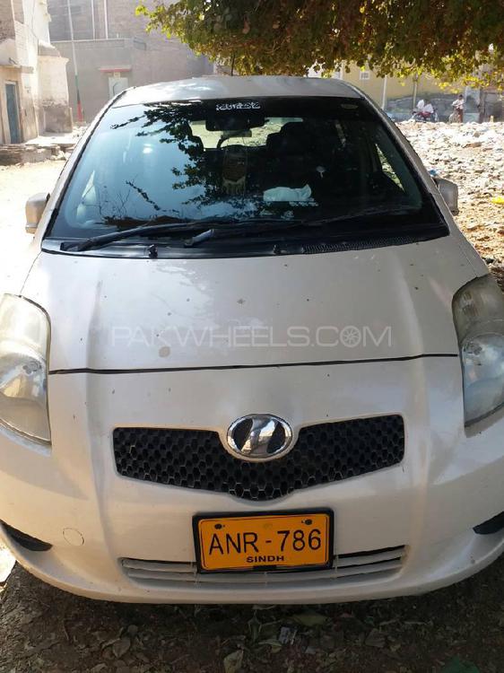 Toyota Vitz 2007 for Sale in Sibi Image-1