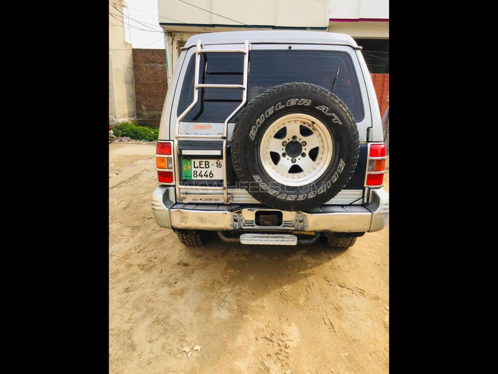 Mitsubishi Pajero 1997 for Sale in Gujrat Mitsubishi Pajero 1997 for Sale in Gujrat Image-3